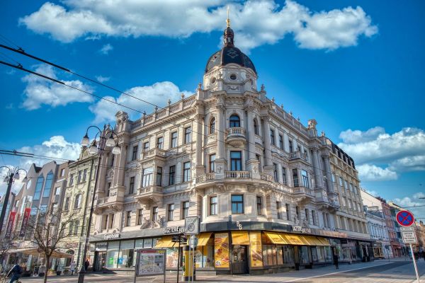 Palác Hybských, Pardubice